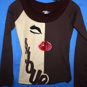 SBA Jeans Colorblock Face Graphic Top